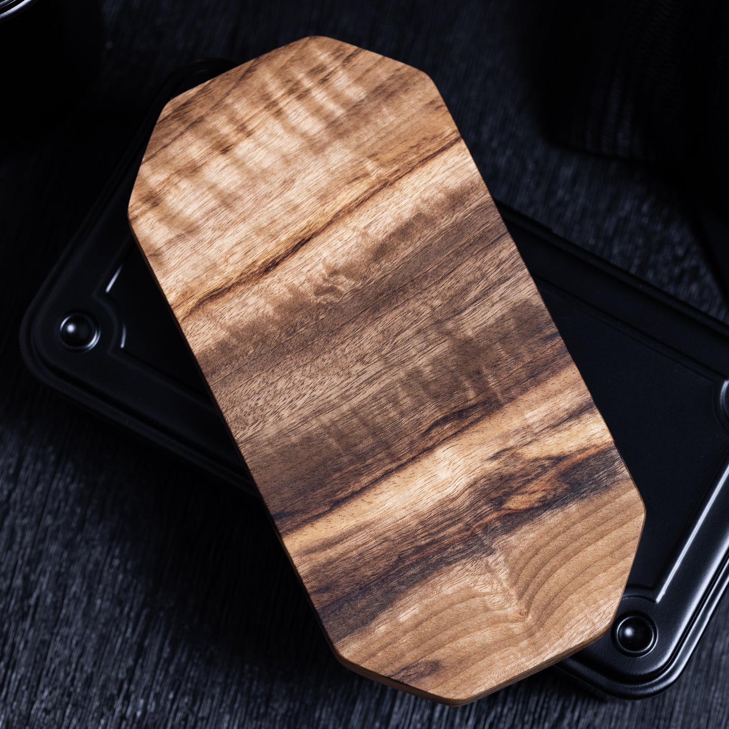 HARDWOOD VALET - FIGURED MYRTLE
